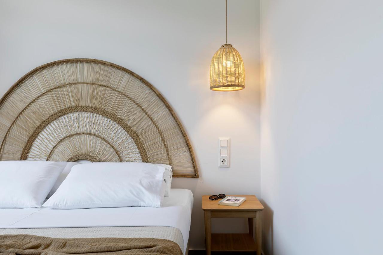 Lichnos Luxury Suites Sourpi Екстер'єр фото