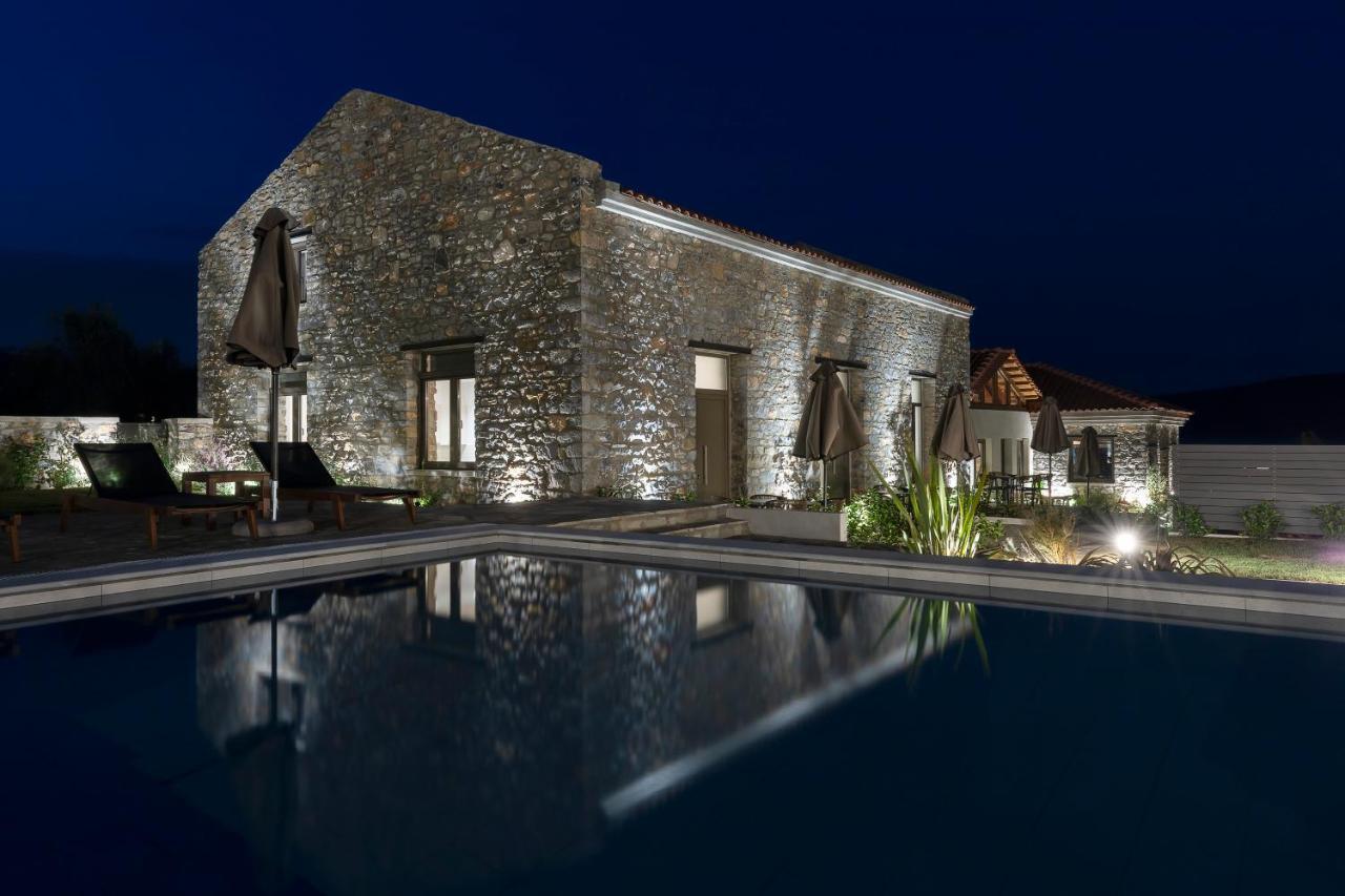 Lichnos Luxury Suites Sourpi Екстер'єр фото