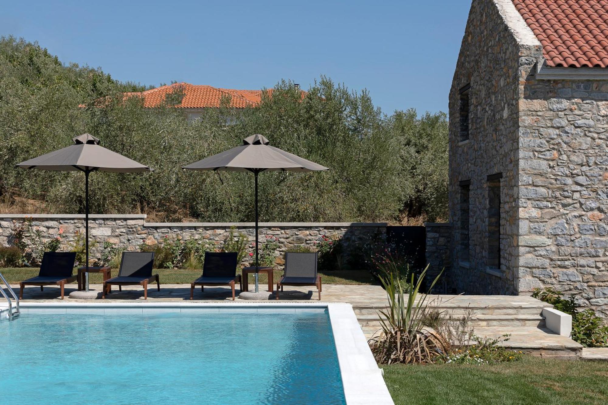 Lichnos Luxury Suites Sourpi Екстер'єр фото